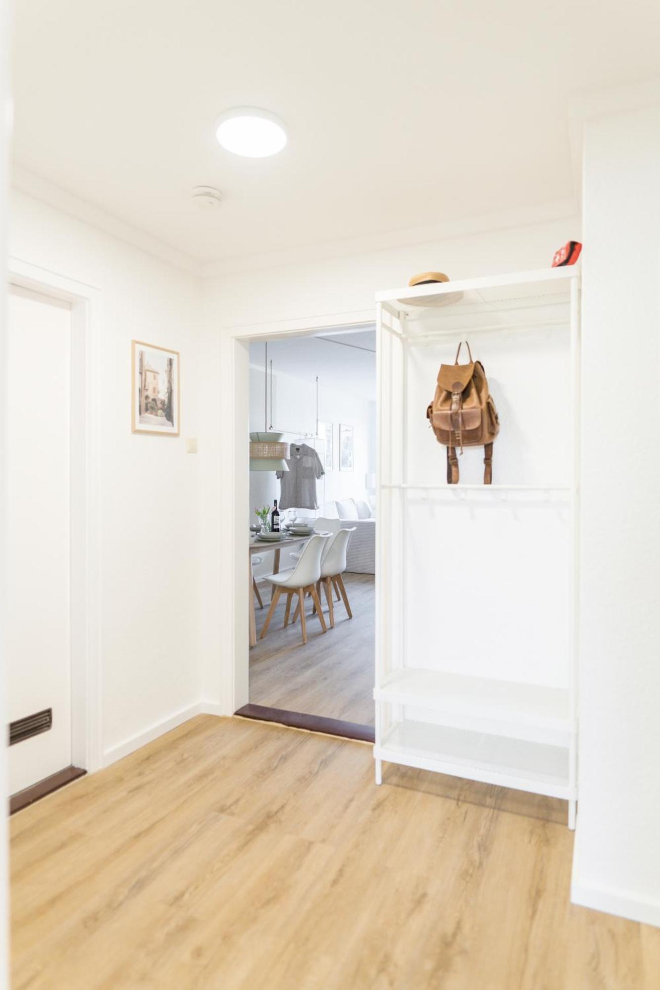 Wolfsburg Innenstadt - Happyhome - Direkt In Der Porschestrasse, 5 Personen & Kind, 3 Zimmer Exterior foto